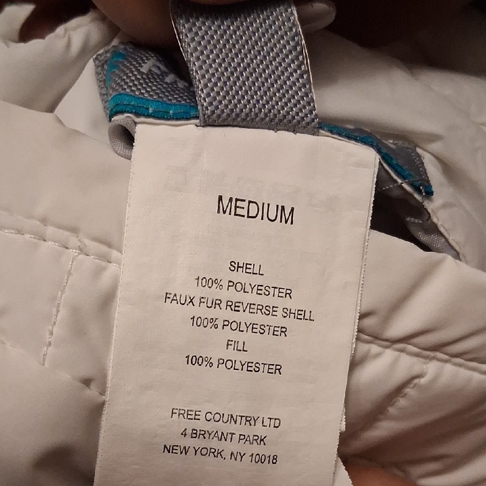 Reversible Free Country Vest - Picture 5 of 7
